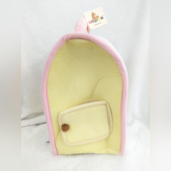 Unipak 12" Cat House with Five Cat Plush - Picture 3 of 5